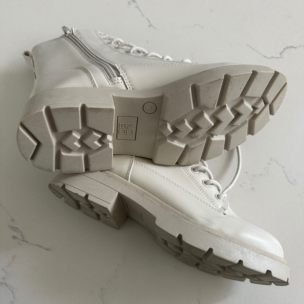 New** Cream combat boots